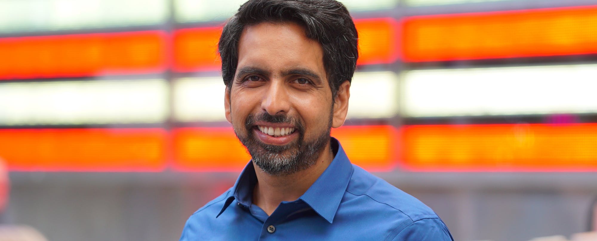 Sal Khan Net Worth 2024 How He Taught His Way To The Top Finding Farina