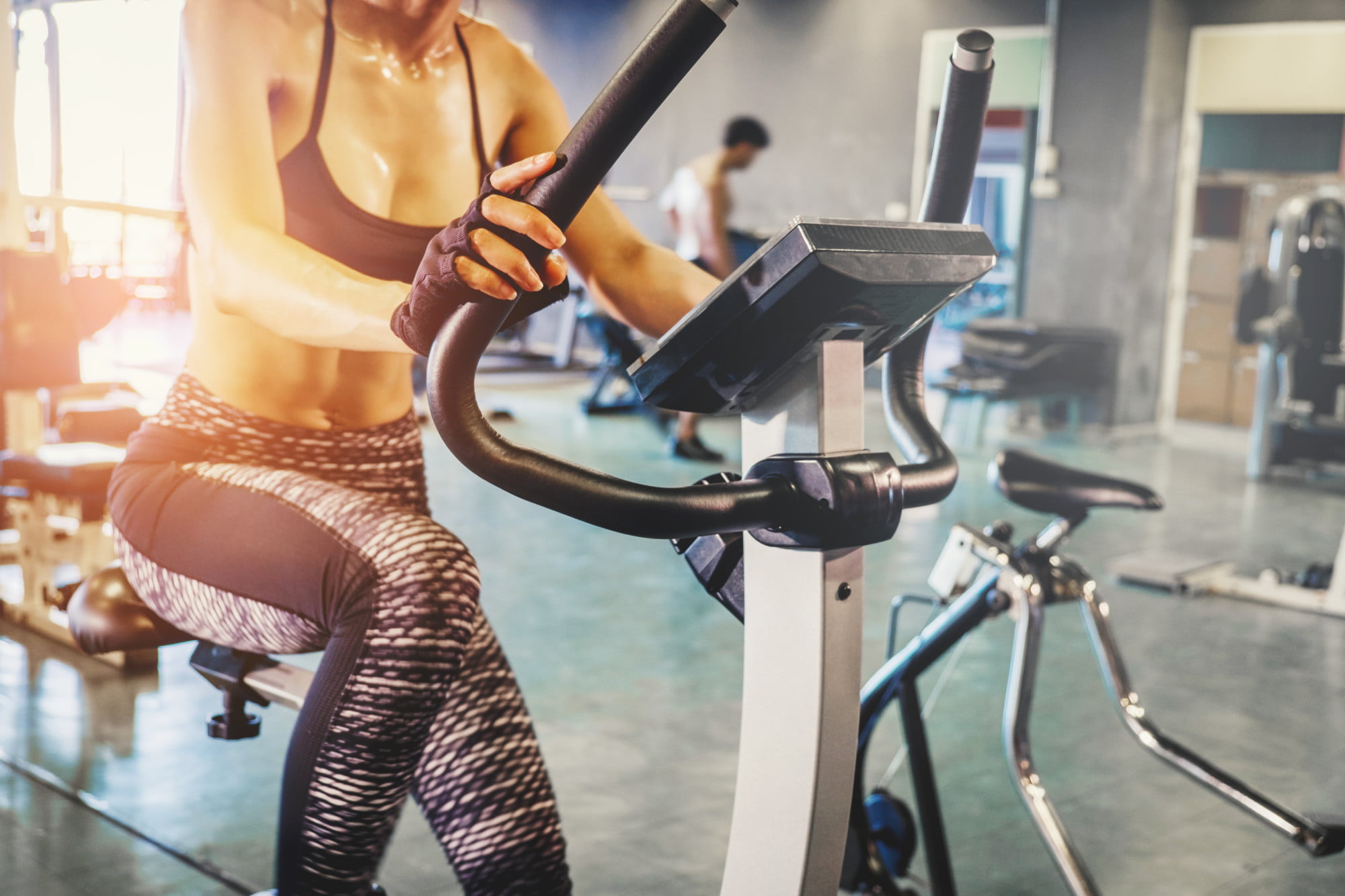 Are you thinking about buying an indoor bike for your home? Check out these incredible health benefits of cycling indoors.