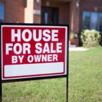 There are several common fees associated with selling a house. This comprehensive guide explains how much it'll cost to sell a home.