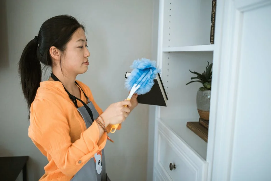 Wonder if a professional house cleaning maid service is right for you? Click here for 6 reasons you should consider hiring pro house cleaners!