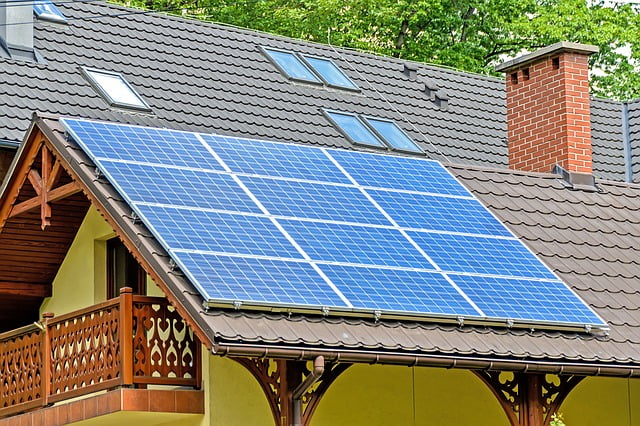 Finding the right people to install solar panels for your home requires knowing your options. This guide explains how to hire residential solar companies.