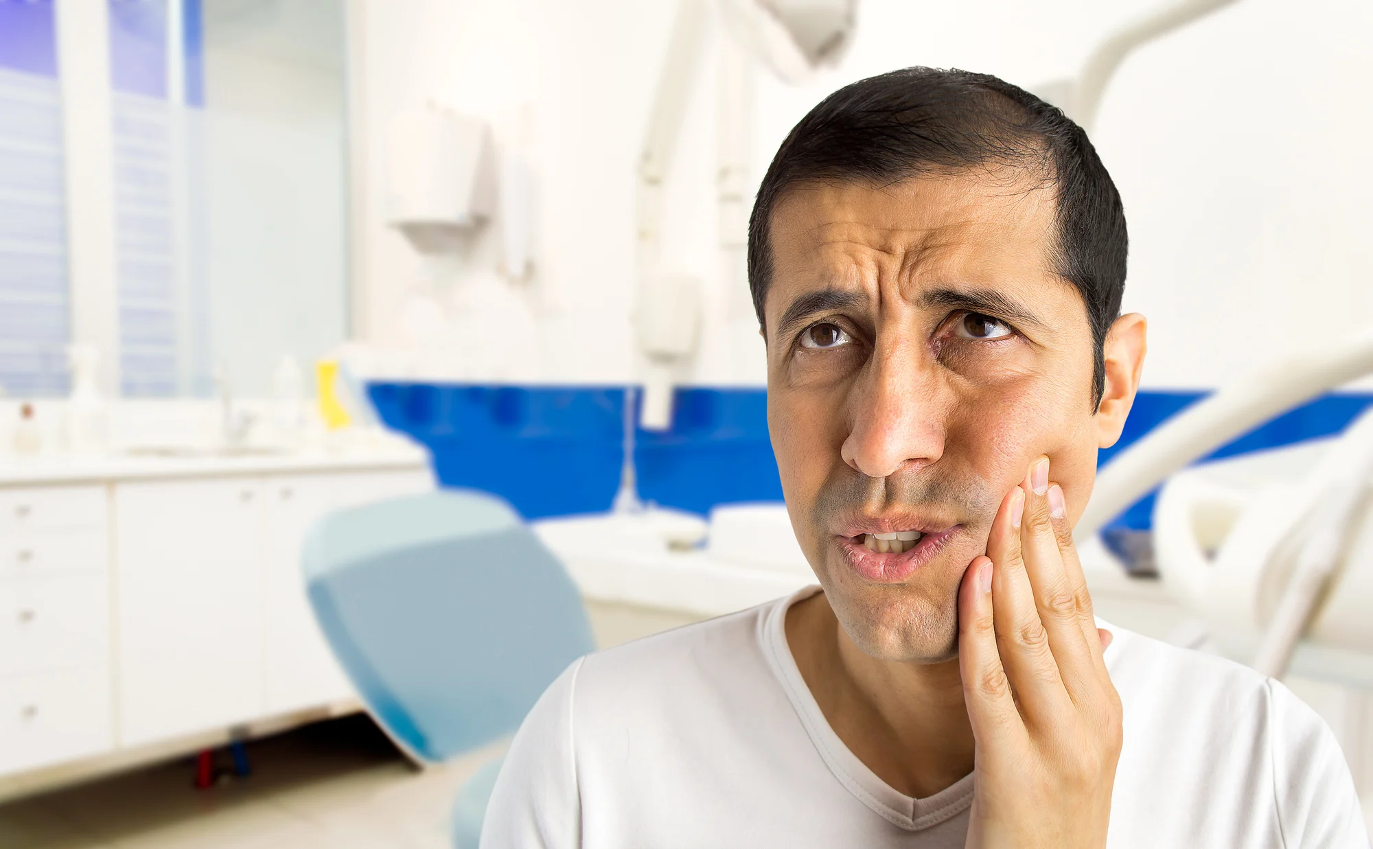Every living person can expect to experience some sort of mouth complication at least once. Here are the 9 most common mouth issues people encounter.