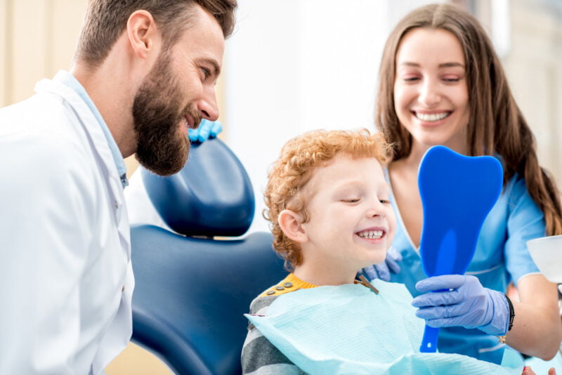 Are you looking for the best orthodontists for you and your family? Here are a few helpful tips to guide you into locating the best option for you.