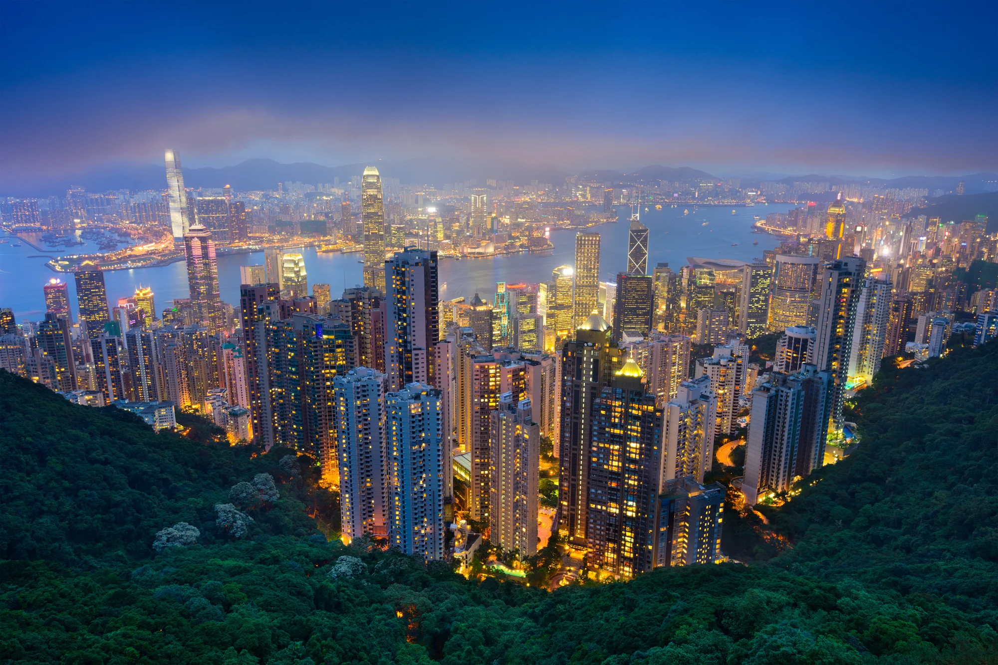 Many expats find themselves landing in Hong Kong for various types of work. Here's what you need to know about taxes in Hong Kong to avoid problems.