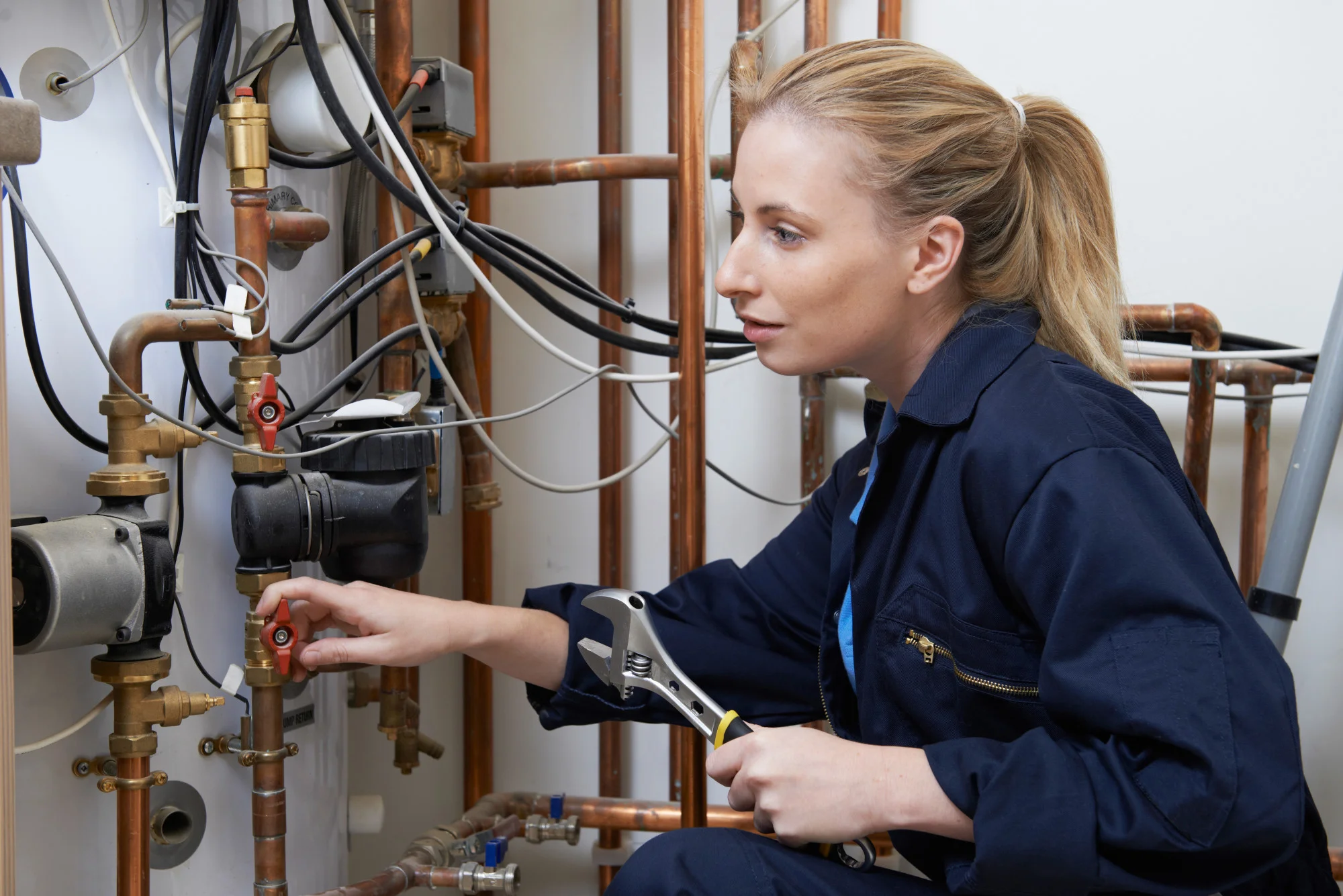Before you hire a plumber for your house, there are several things you should bring up. Here are the five questions to ask.