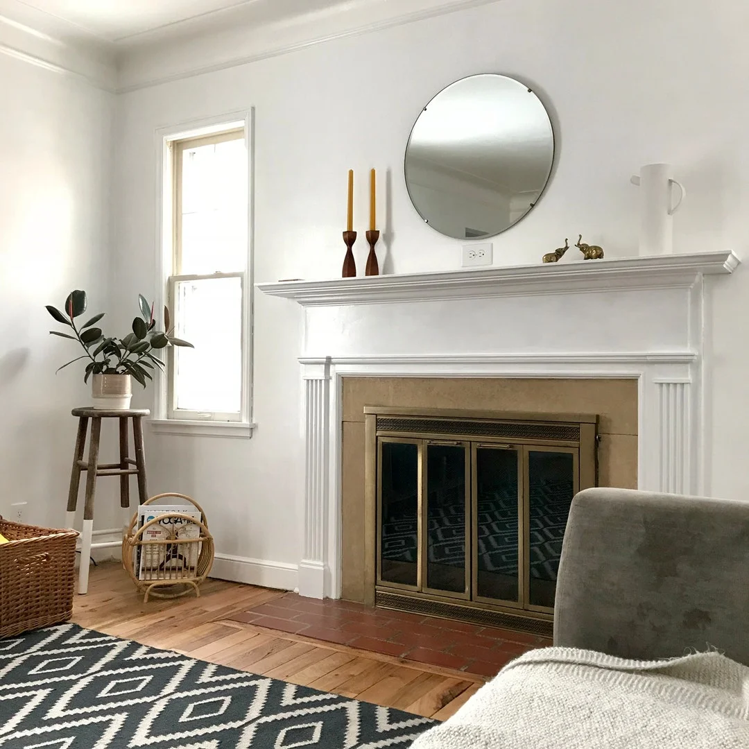 A living room focal point can help bring a room together. Here are seven great interior décor suggestions for your living room.