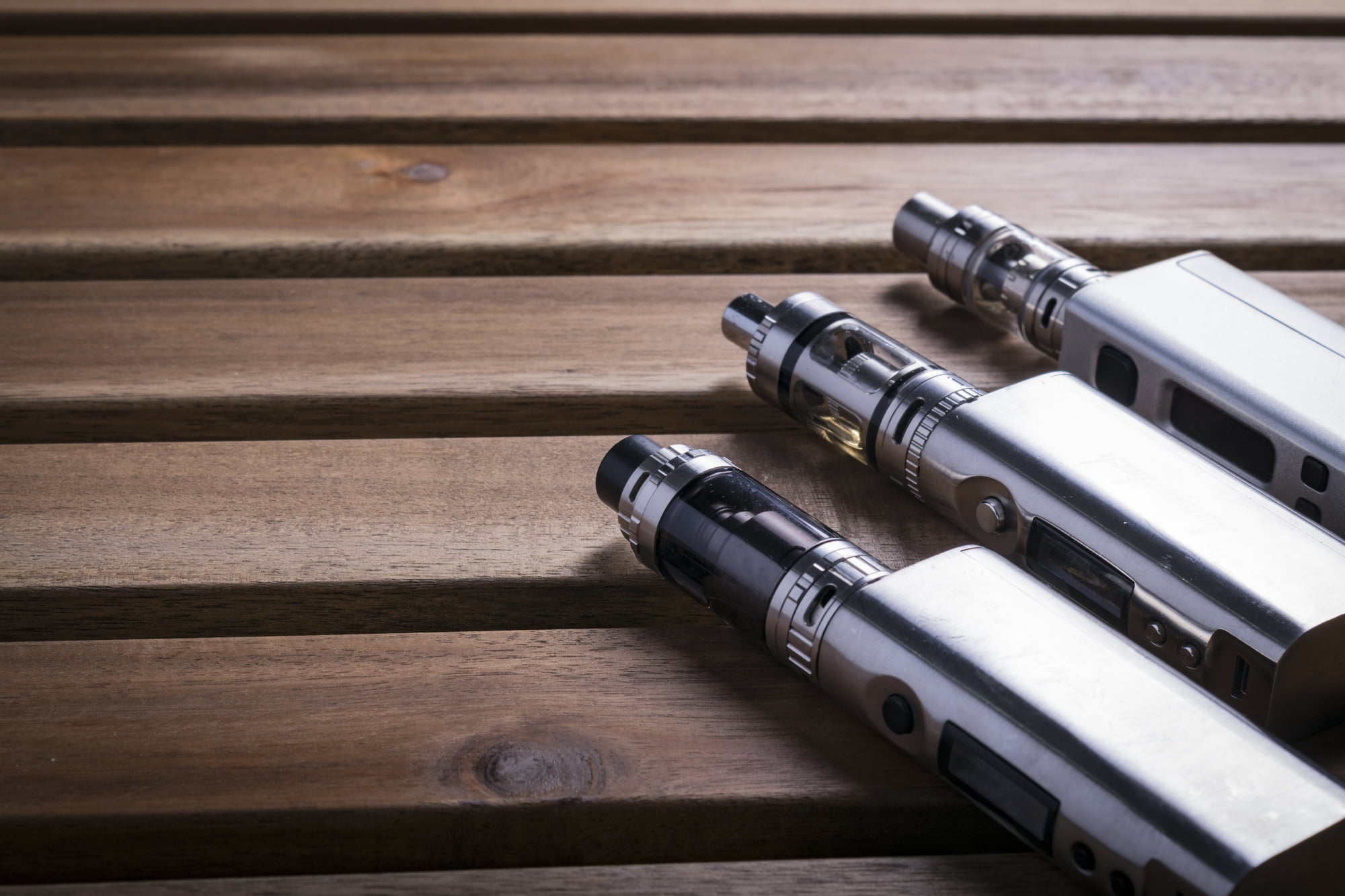 Built with high-powered battery sections, click here to explore everything you need to know about vape mods and how they work.