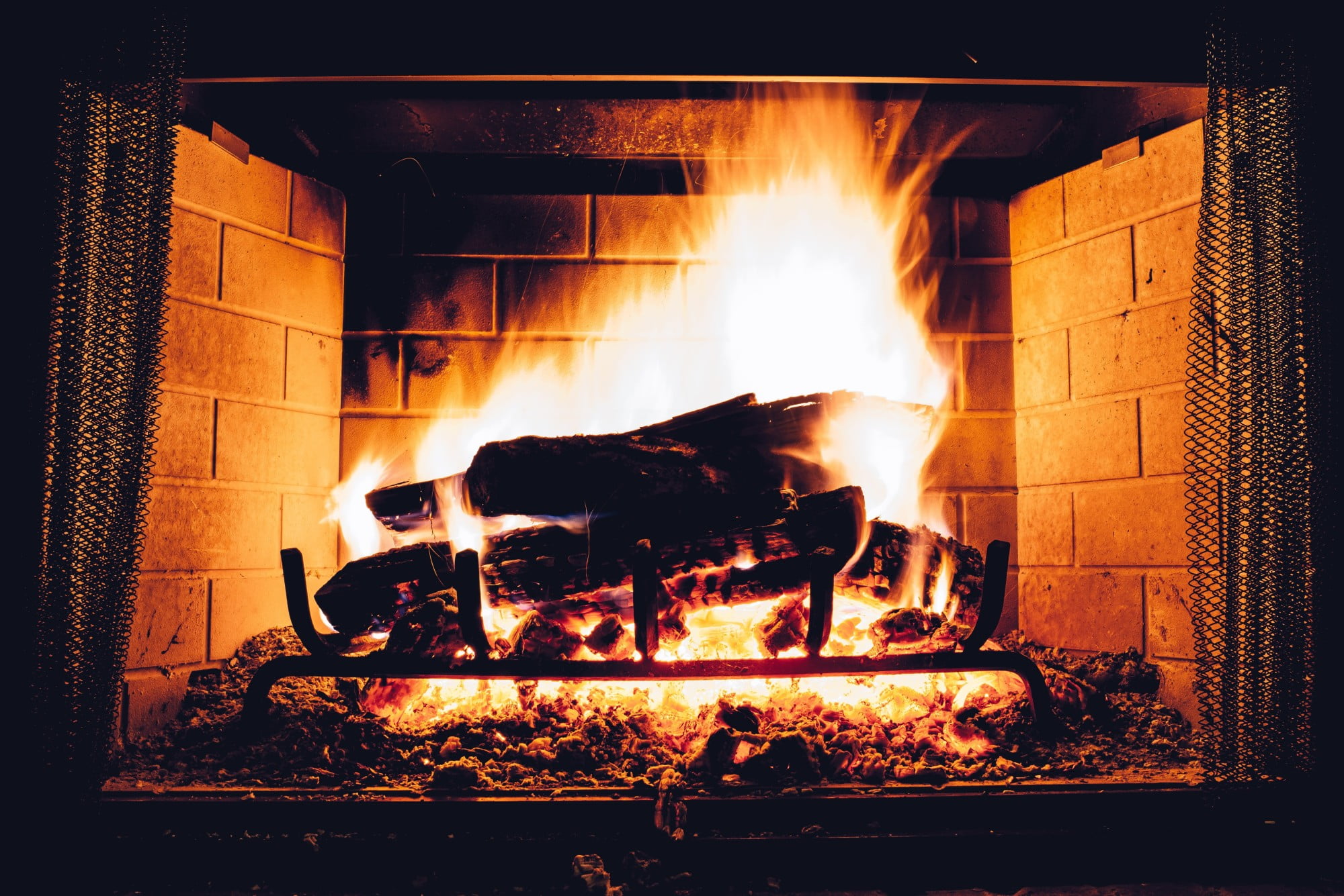 A fire can make a home feel cozy and warm. But you also need to keep safety in mind Here are five reasons to have a fireplace safety screen or door.
