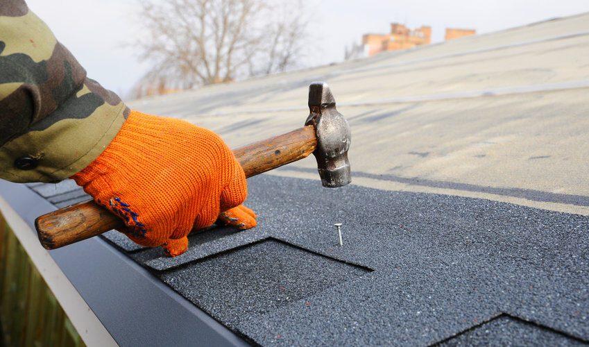7 Tips for Preventing Falls from Roofs