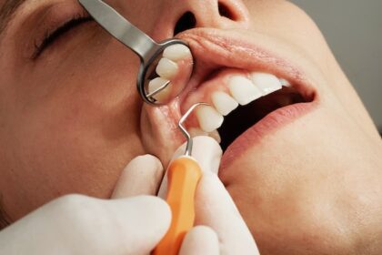 What Sort of Procedures Are Performed by a Periodontist?