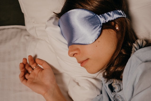 Benefits Individuals Can Get From Using a Sleeping Mask