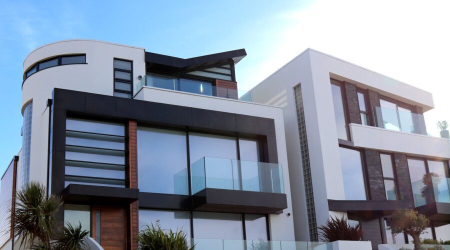 How to Secure the Best Rental Properties in Noosa in a Competitive Market