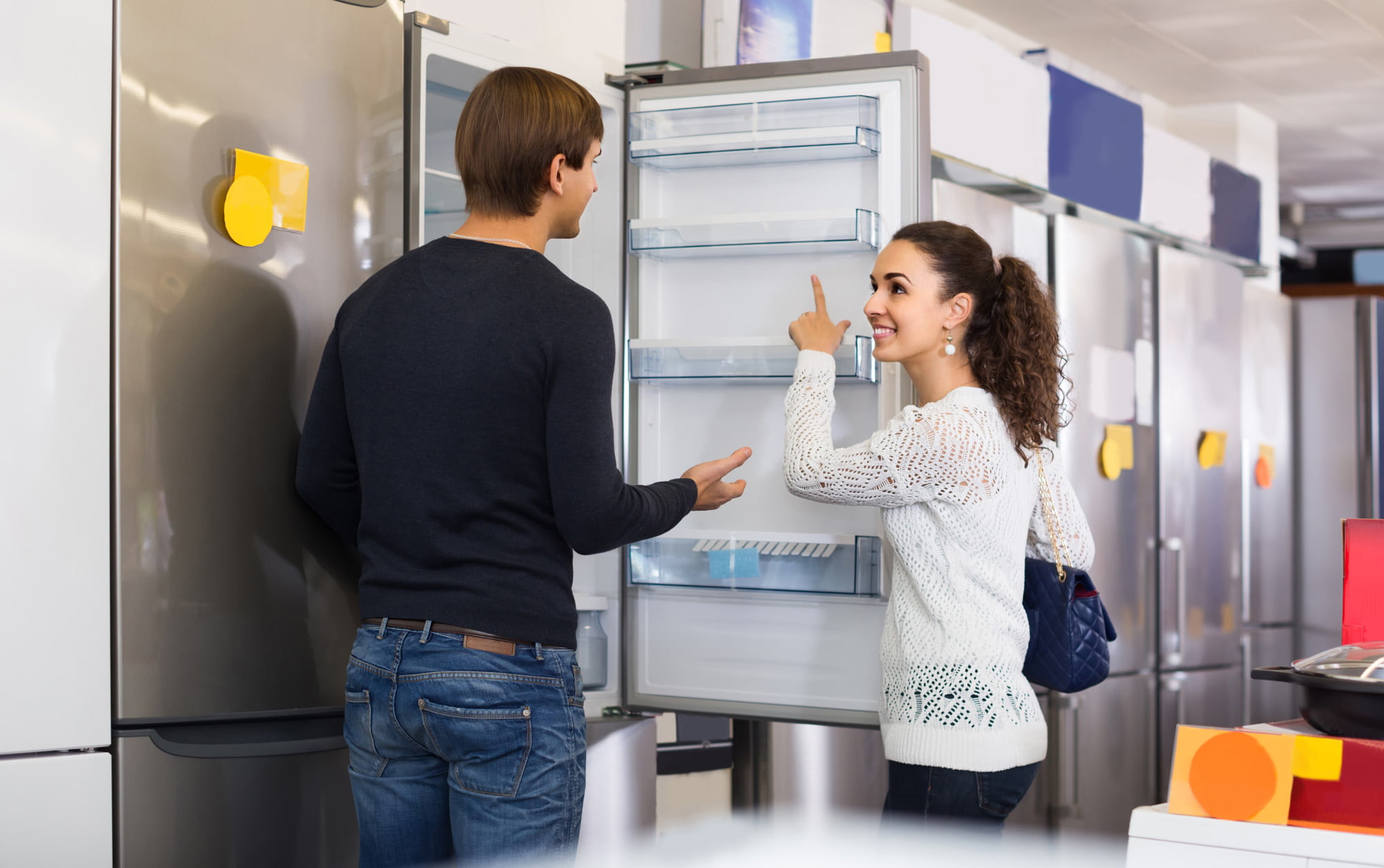Finding the right refrigerator for your needs requires knowing what not to do. Here are common refrigerator purchasing errors and how to avoid them.