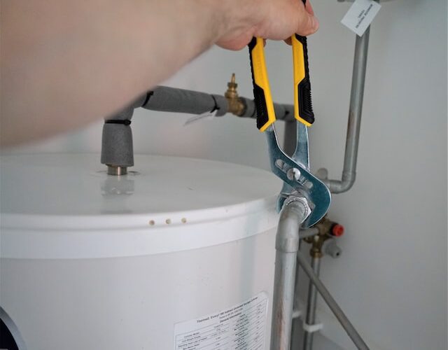 5 Common Plumbing Repairs Every Homeowner Should Know
