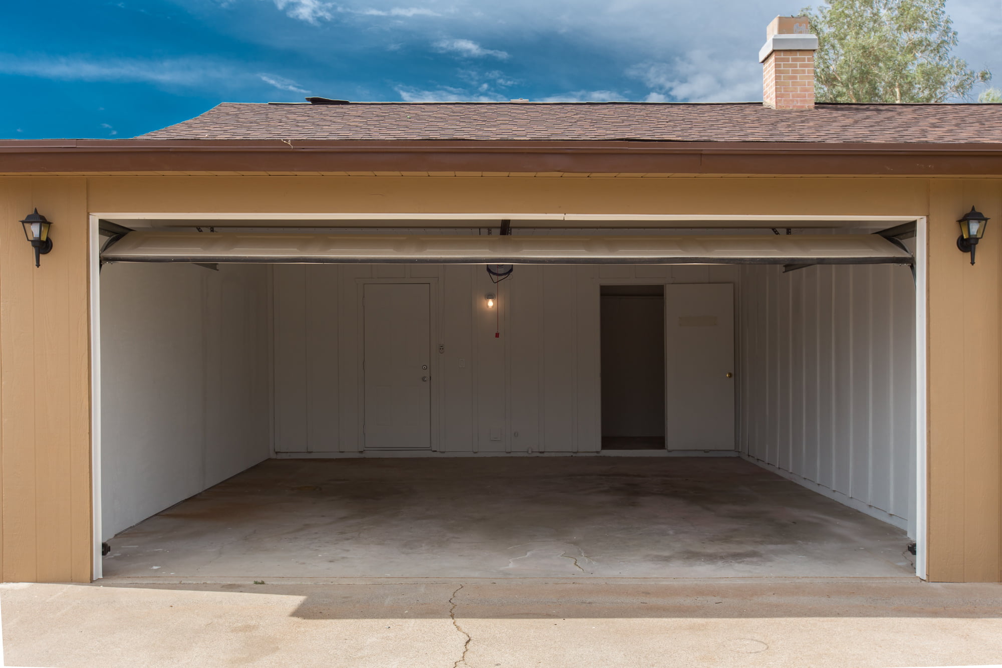 Are you dealing with broken garage door tracks? If so, you can use this troubleshooting guide for help. Learn more here.