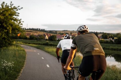 Essential Tips For Preventing Back Pain While Cycling