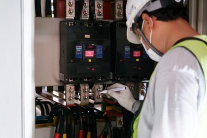 The Advantages of Hiring a Professional Electrical System Installation