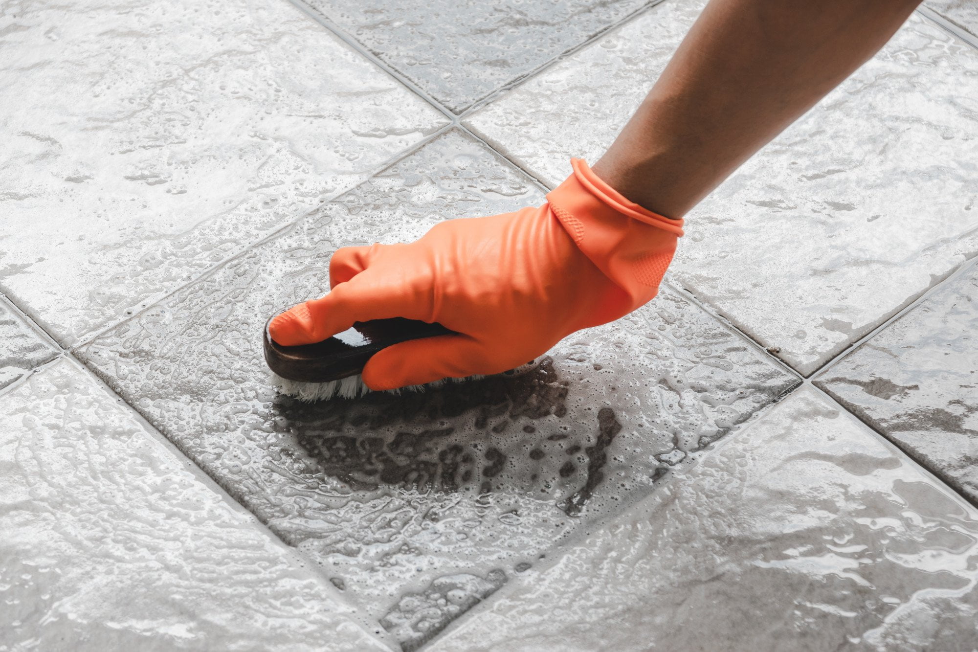 There are countless advantages of keeping your bathroom spotless. Here are some tips on how to clean shower tiles without scrubbing.