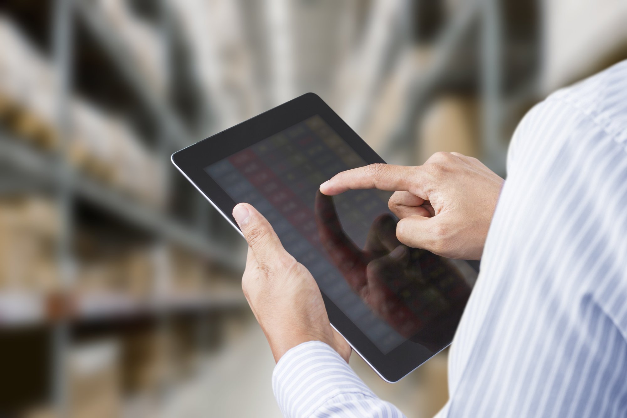 A shift in inventory can impact your operational receivables and must be monitored. Find out how to track a change in inventory and operational receivables.