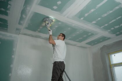 Why You Should Hire Popcorn Ceiling Removal Services